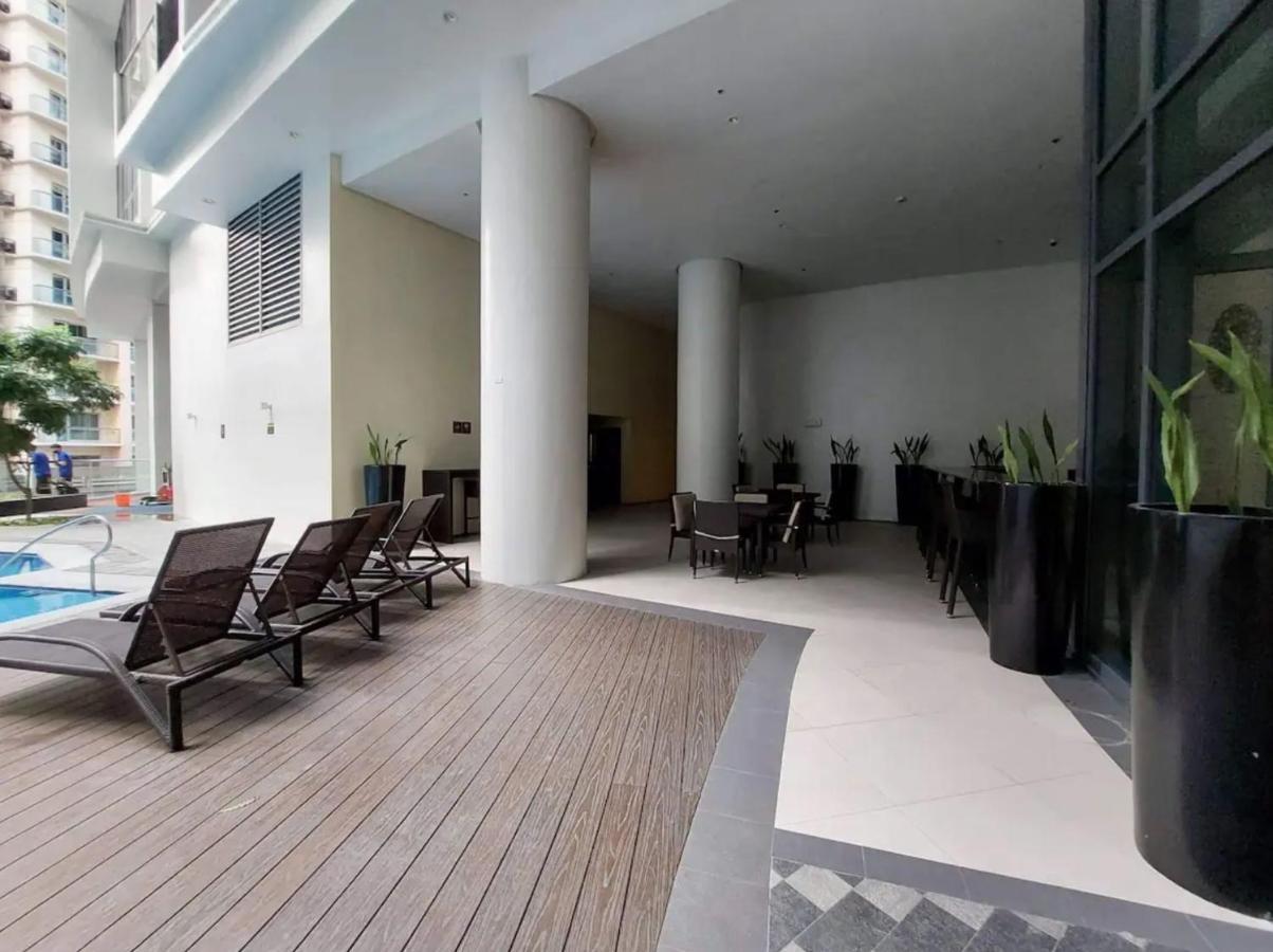 The Florence At Mckinley Hill Taguig Bagian luar foto