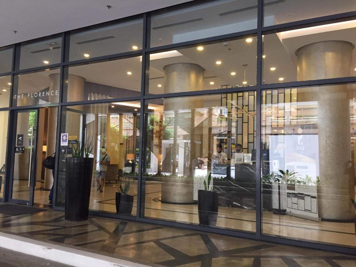 The Florence At Mckinley Hill Taguig Bagian luar foto